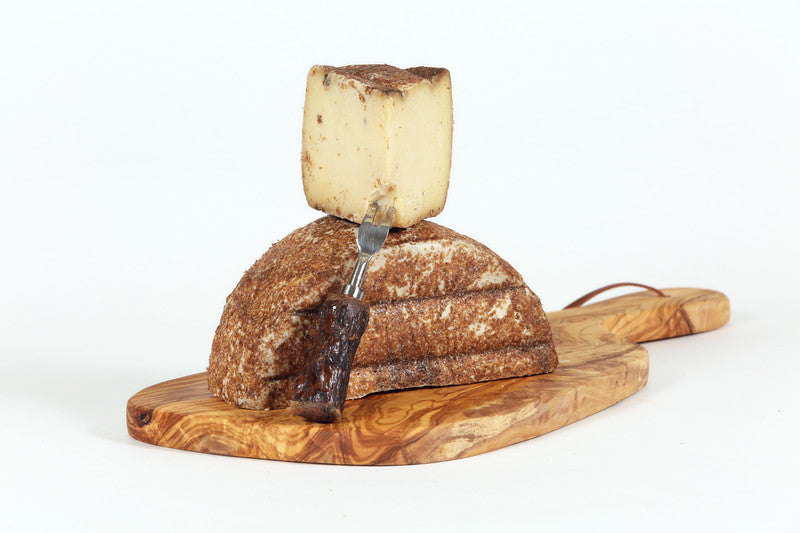Pecorino Brigantaccio - A Bold Cave Matured Pecorino