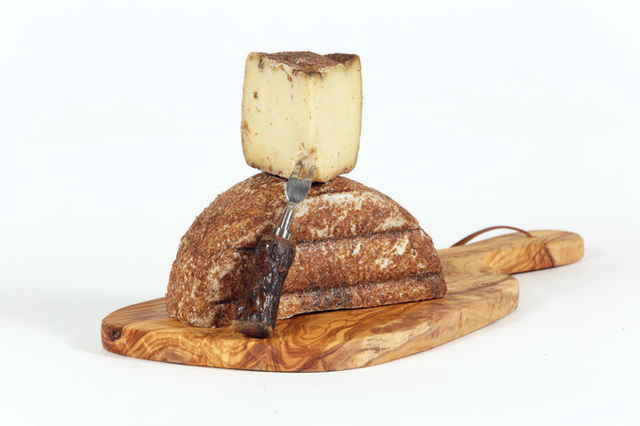 Pecorino Brigantaccio - A Bold Cave Matured Pecorino
